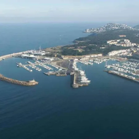 2d Magda Park B2b Apartment L'Escala