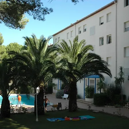 In Lescala Near Supermarket דירה L' Escala